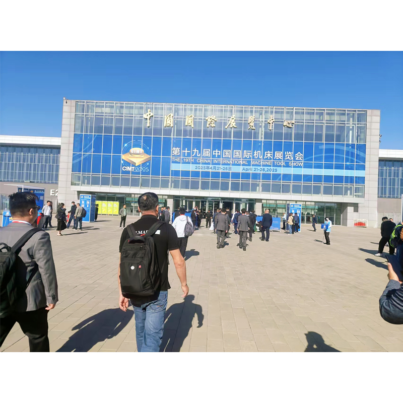 刀克角度頭側(cè)銑頭參展2025年4月21日-26日北京國際機(jī)床展會推廣效果